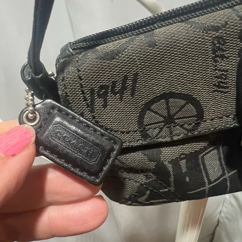 Coach Chelsea Horse and Carriage Wristlet